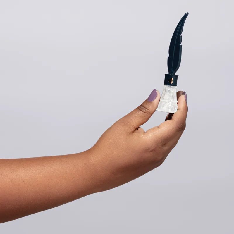 DELINEADOR L�QUIDO BRANCO ILUMINADO EXPECTO PATRONUM HARRY POTTER QDB AULA DE FEITI�OS 7ML